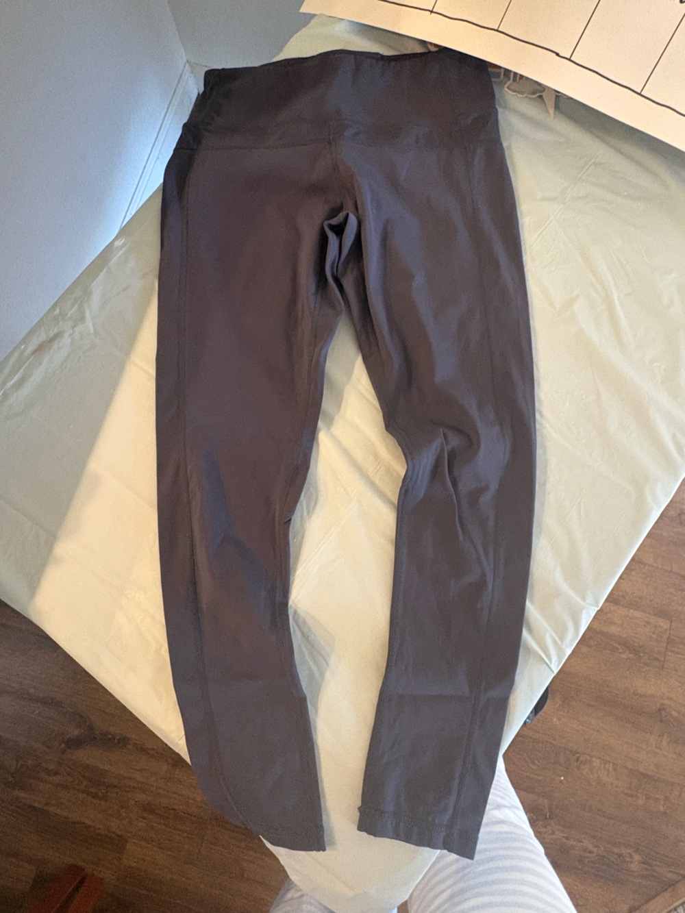 lululemon athletica capri Women’s legging Pants in Dark blue